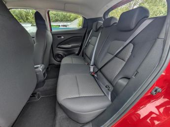 Nissan Juke 1.0 DIG-T Acenta SUV 5dr Petrol Manual Euro 6 (s/s) (114 ps)