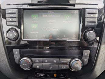 Nissan Qashqai 1.3 DIG-T N-Connecta SUV 5dr Petrol Manual Euro 6 (s/s) (140 ps)