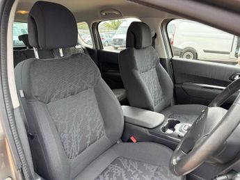 Peugeot 3008 1.6 VTi Active SUV 5dr Petrol Manual Euro 5 (120 ps)