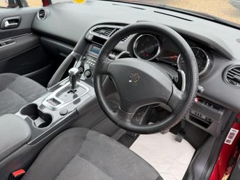 Peugeot 3008 1.6 e-HDi Sport SUV 5dr Diesel EGC Euro 5 (s/s) (112 ps)