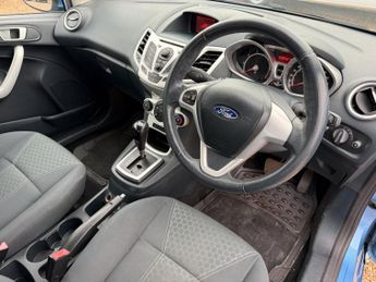 Ford Fiesta 1.4 Zetec Hatchback 5dr Petrol Automatic (154 g/km, 94 bhp)