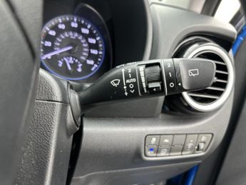 Hyundai KONA 1.6 h-GDi Premium SUV 5dr Petrol Hybrid DCT Euro 6 (s/s) (141 ps