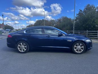 Jaguar XF 2.2d Luxury Saloon 4dr Diesel Auto Euro 5 (s/s) (190 ps)