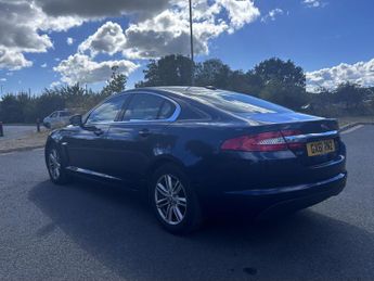 Jaguar XF 2.2d Luxury Saloon 4dr Diesel Auto Euro 5 (s/s) (190 ps)