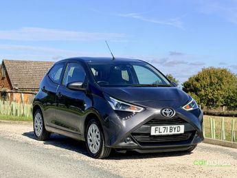 Toyota AYGO 1.0 VVT-i x-play Hatchback 5dr Petrol Manual Euro 6 (s/s) (71 ps