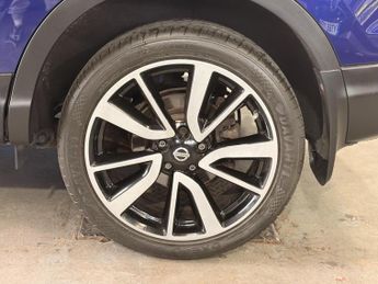 Nissan Qashqai 1.6 dCi Tekna SUV 5dr Diesel XTRON 2WD Euro 6 (s/s) (130 ps)