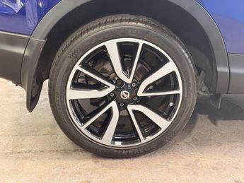Nissan Qashqai 1.6 dCi Tekna SUV 5dr Diesel XTRON 2WD Euro 6 (s/s) (130 ps)