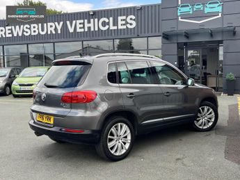 Volkswagen Tiguan 2.0 TDI BlueMotion Tech Match Edition SUV 5dr Diesel DSG 4WD Eur