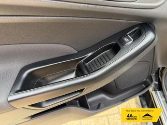 Ford Fiesta Van 1.5 TDCi Sport Panel Van 3dr Diesel Manual (94 g/km, 93.7 bhp)