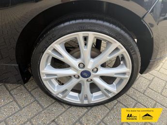 Ford Fiesta Van 1.5 TDCi Sport Panel Van 3dr Diesel Manual (94 g/km, 93.7 bhp)