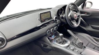 Fiat 124 Spider 1.4 MultiAir Lusso Plus Convertible 2dr Petrol Euro 6 (140 ps)