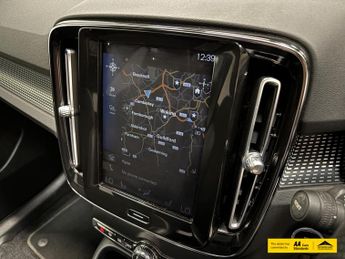 Volvo XC40 1.5h T5 Twin Engine Recharge 10.7kWh R-Design SUV 5dr Petrol Plu