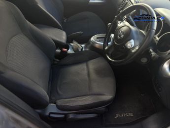 Nissan Juke 1.6 Acenta Premium SUV 5dr Petrol CVT Euro 5 (117 ps)