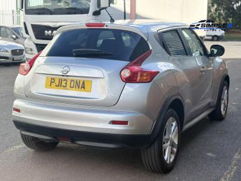 Nissan Juke 1.6 Acenta Premium SUV 5dr Petrol CVT Euro 5 (117 ps)