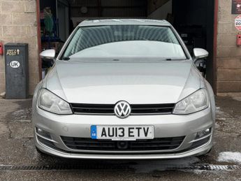 Volkswagen Golf 2.0 TDI BlueMotion Tech GT Hatchback 5dr Diesel Manual Euro 5 (s