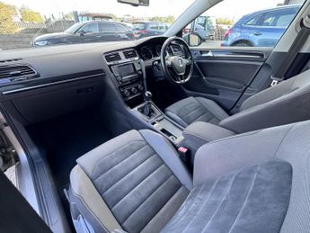 Volkswagen Golf 2.0 TDI BlueMotion Tech GT Hatchback 5dr Diesel Manual Euro 5 (s