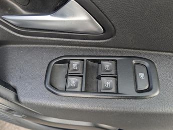Dacia Duster 1.0 TCe Comfort SUV 5dr Petrol Manual Euro 6 (s/s) (100 ps)