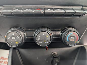 Dacia Duster 1.0 TCe Comfort SUV 5dr Petrol Manual Euro 6 (s/s) (100 ps)