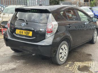 Toyota Aqua 1.5 hybrid i-VTEC SE Hatchback 5dr Petrol CVT Euro 6 (s/s) (102 