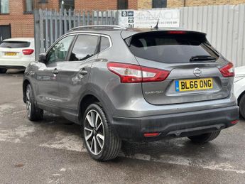 Nissan Qashqai 1.2 DIG-T Tekna SUV 5dr Petrol XTRON 2WD Euro 6 (s/s) (115 ps)