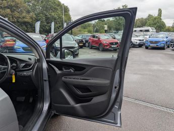 Vauxhall Mokka X 1.4i Turbo Design Nav SUV 5dr Petrol Auto Euro 6 (140 ps)
