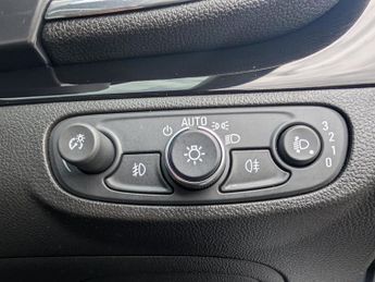 Vauxhall Mokka X 1.4i Turbo Design Nav SUV 5dr Petrol Auto Euro 6 (140 ps)