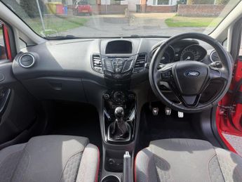 Ford Fiesta 1.0T EcoBoost Zetec S Hatchback 3dr Petrol Manual Euro 6 (s/s) (