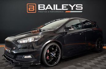 Ford Focus 2.0T EcoBoost ST-2 Hatchback 5dr Petrol Manual Euro 6 (s/s) (250
