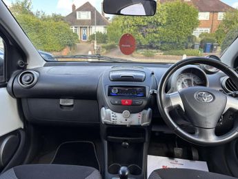 Toyota AYGO 1.0 VVT-i Move Hatchback 5dr Petrol MultiMode Euro 5 (68 ps)