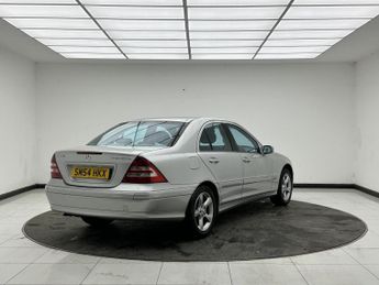 Mercedes-Benz C Class 1.8 C180 Kompressor Avantgarde SE Saloon 4dr Petrol Automatic (2