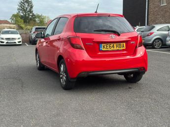 Toyota Yaris 1.33 Dual VVT-i Sport Hatchback 5dr Petrol Multidrive S Euro 6 (