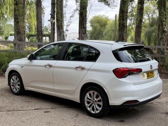 Fiat Tipo 1.4 MPI Easy Plus Hatchback 5dr Petrol Manual Euro 6 (95 ps)