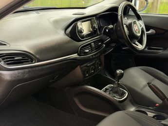 Fiat Tipo 1.4 MPI Easy Plus Hatchback 5dr Petrol Manual Euro 6 (95 ps)