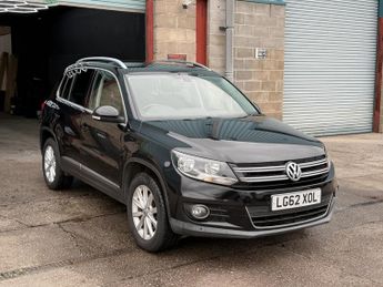 Volkswagen Tiguan 2.0 TDI BlueMotion Tech SE SUV 5dr Diesel Manual 4WD Euro 5 (s/s