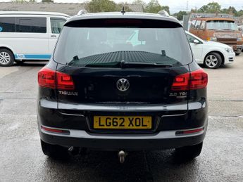 Volkswagen Tiguan 2.0 TDI BlueMotion Tech SE SUV 5dr Diesel Manual 4WD Euro 5 (s/s