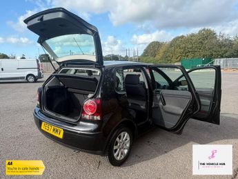 Volkswagen Polo 1.4 SE Hatchback 5dr Petrol Automatic (165 g/km, 79 bhp)