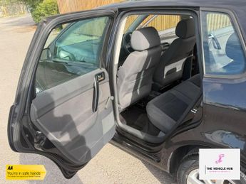Volkswagen Polo 1.4 SE Hatchback 5dr Petrol Automatic (165 g/km, 79 bhp)