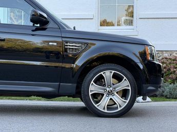 Land Rover Range Rover Sport 3.0 SD V6 HSE Black SUV 5dr Diesel Auto 4WD Euro 5 (255 bhp)