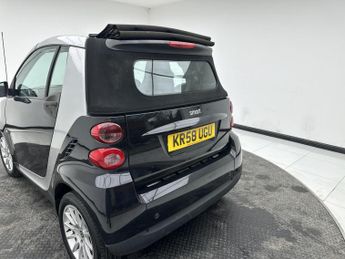 Smart fortwo 1.0 Passion Cabriolet 2dr Petrol Auto Euro 4 (84 bhp)