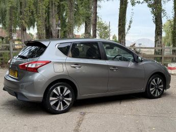 Nissan Pulsar 1.2 DIG-T N-Connecta Hatchback 5dr Petrol Manual Euro 6 (s/s) (1