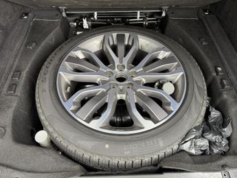 Land Rover Range Rover Sport 3.0 SD V6 HSE Dynamic SUV 5dr Diesel Auto 4WD Euro 6 (s/s) (306 