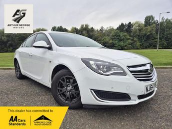 Vauxhall Insignia 2.0 CDTi ecoFLEX Design Hatchback 5dr Diesel Manual Euro 5 (s/s)