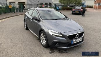 Volvo V40 Cross Country 1.5 T3 Pro Hatchback 5dr Petrol Auto Euro 6 (s/s) (152 ps)