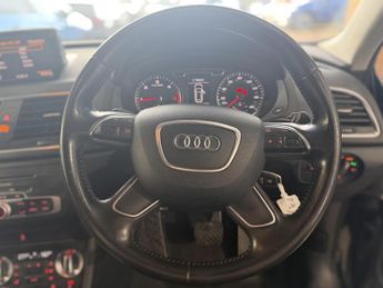 Audi Q3 2.0 TDI SE SUV 5dr Diesel S Tronic quattro Euro 5 (s/s) (177 ps)