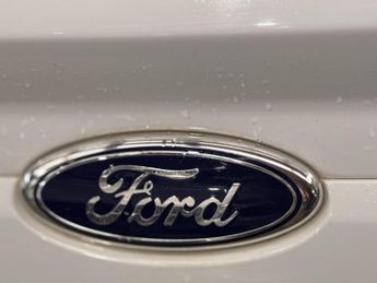 Ford Focus 1.8 Zetec S Hatchback 3dr Petrol Manual (167 g/km, 123 bhp)