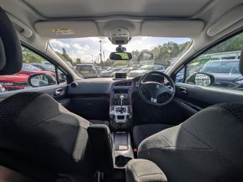 Peugeot 5008 1.6 BlueHDi Allure MPV 5dr Diesel EAT Euro 6 (s/s) (120 ps)
