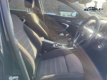 Vauxhall Insignia 1.8 16V SRi Hatchback 5dr Petrol Manual Euro 5 (140 ps)