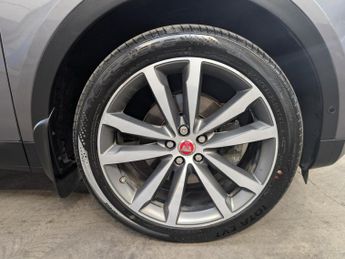 Jaguar E-PACE 2.0 D180 SE SUV 5dr Diesel Auto AWD Euro 6 (s/s) (180 ps)