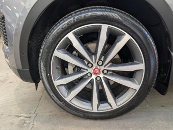 Jaguar E-PACE 2.0 D180 SE SUV 5dr Diesel Auto AWD Euro 6 (s/s) (180 ps)