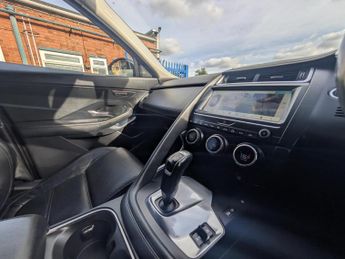 Jaguar E-PACE 2.0 D180 SE SUV 5dr Diesel Auto AWD Euro 6 (s/s) (180 ps)